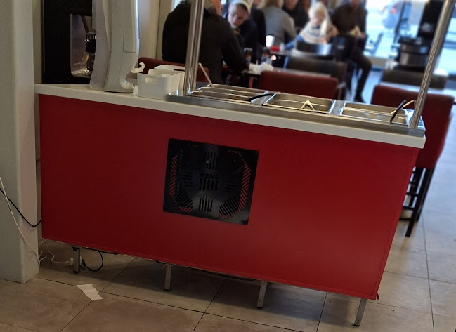 Opinii despre KENS Boländerna: Pizza • Kebab • Sallad în Uppsala - Gastronomi och hotellverksamhet