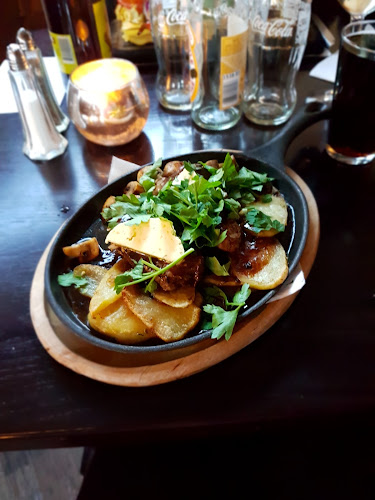 Medelhavskällaren Phone number