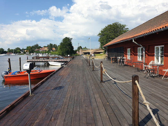 Vinylcaféet - Gastronomi och hotellverksamhet