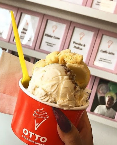 Opinii despre Dockside Glass în Landskrona - Gastronomi och hotellverksamhet