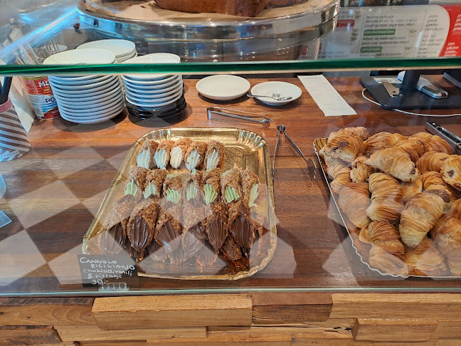 Lupin Caffetteria Open Times