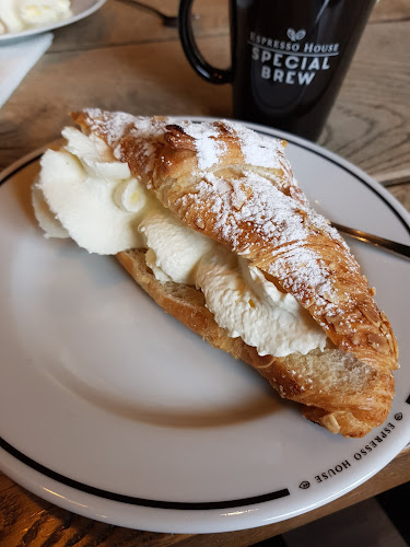 Opinii despre Café Vetekransen în Kristinehamn - Gastronomi och hotellverksamhet