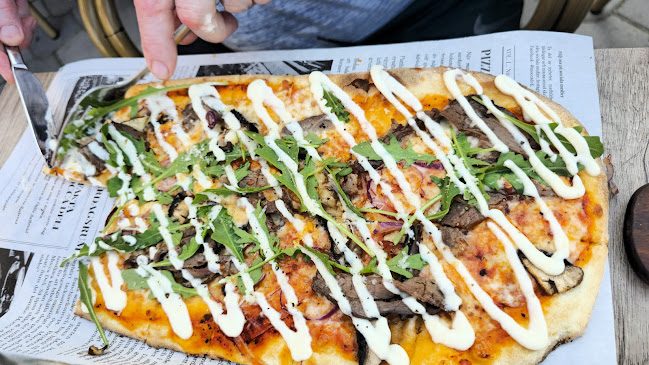 Mocca deli Västervik - Gastronomi och hotellverksamhet