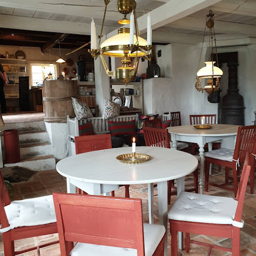 Nora Annas Gårdscafe’ och glamping - Gastronomi och hotellverksamhet