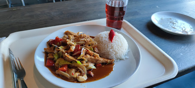 Arctic Thai & Grill
