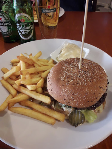 Chill Out - Gastronomi och hotellverksamhet