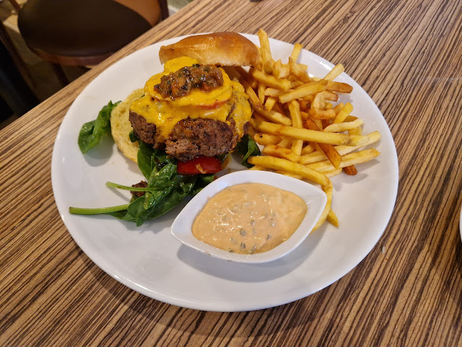 Comentarii opinii despre Who’else