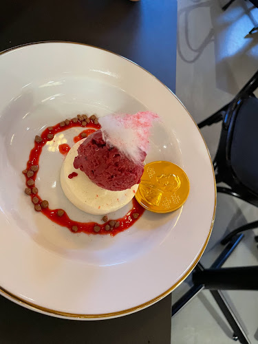 Bistro Nobel - Gastronomi och hotellverksamhet