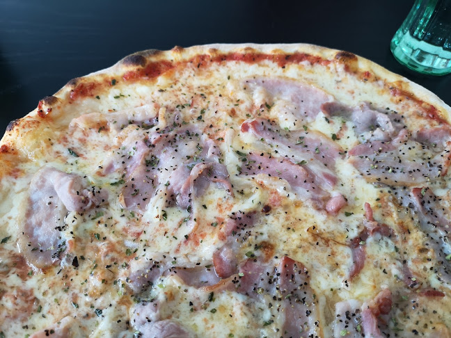 Pizzeria Portofino - Gastronomi och hotellverksamhet