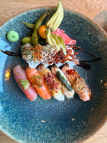 Opinii despre Sushibar Satzuma KB în Årsta - Gastronomi och hotellverksamhet