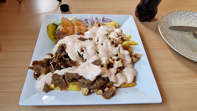 LOMBOLO GRILL & pizzeria AB - Gastronomi och hotellverksamhet