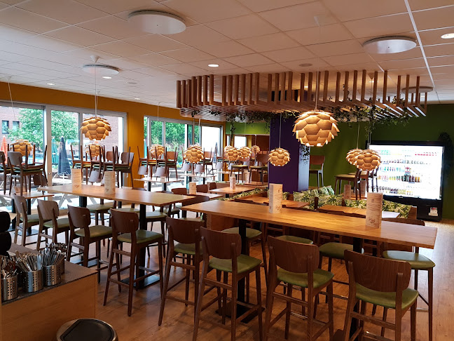 Opinii despre Reload Superfoodbar în Solna - Gastronomi och hotellverksamhet