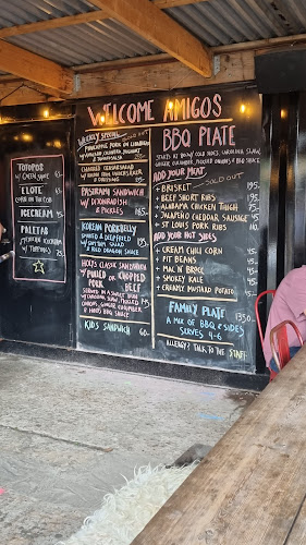 Holy Smoke BBQ - Gastronomi och hotellverksamhet