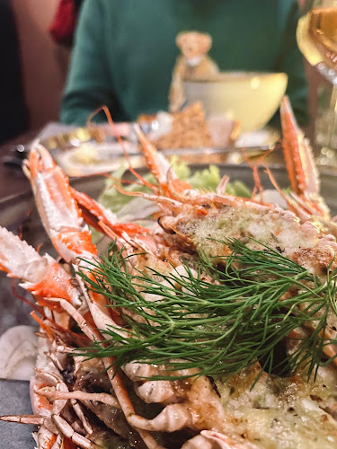 Sjöbaren Lorensberg - Gastronomi och hotellverksamhet