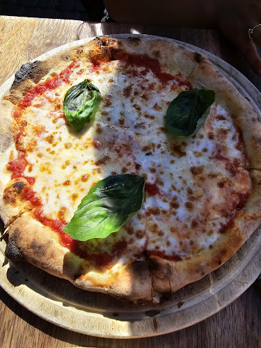 La Grappa - Gastronomi och hotellverksamhet