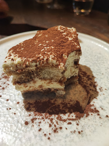 Comments and reviews of Enoteca Sassi