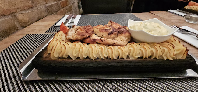 Opinii despre Pizzeria Regement în Ystad - Gastronomi och hotellverksamhet