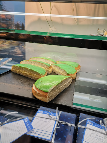 Comentarii opinii despre Konditori Bivur