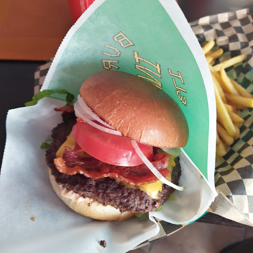 Opinii despre Burger Inn în Falkenberg - Gastronomi och hotellverksamhet