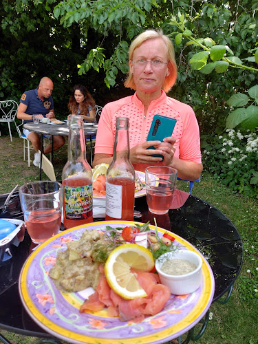 Comentarii opinii despre Vismarlövs Café & Bagarstuga AB