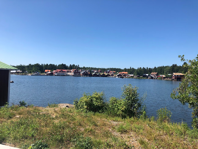 Skärså rökeri och café Phone number