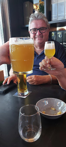 Opinii despre Allé Kök & Bar în Stockholm - Gastronomi och hotellverksamhet