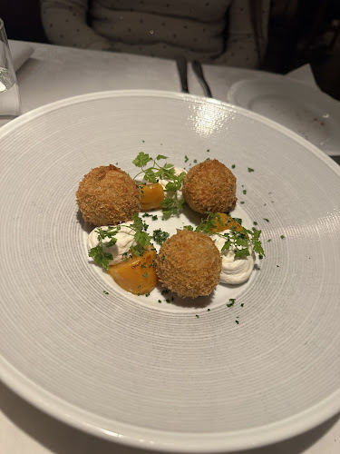 Brasserie Godot - Gastronomi och hotellverksamhet