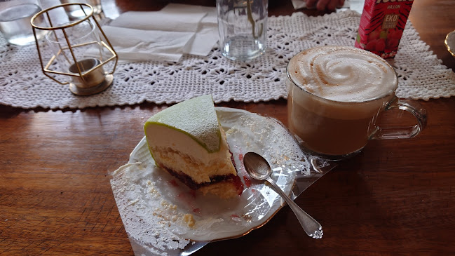 Opinii despre Fredhälls Fikarum în Stockholm - Gastronomi och hotellverksamhet