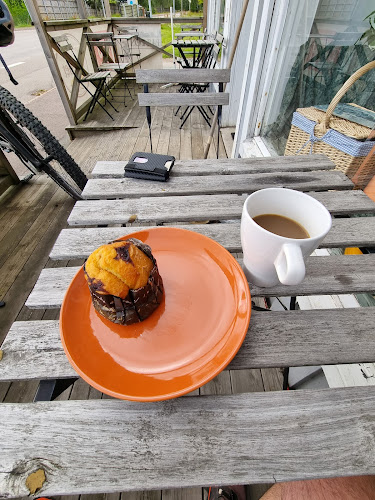 Opinii despre Hörja Café în Hörja - Gastronomi och hotellverksamhet