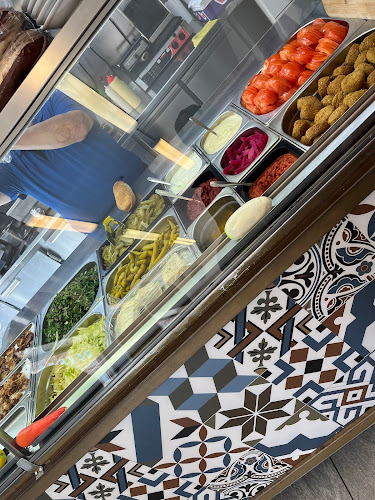 1000 & en natt - Gastronomi och hotellverksamhet