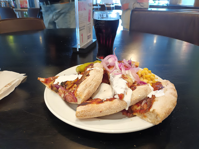 Pizza Hut Borås Phone number