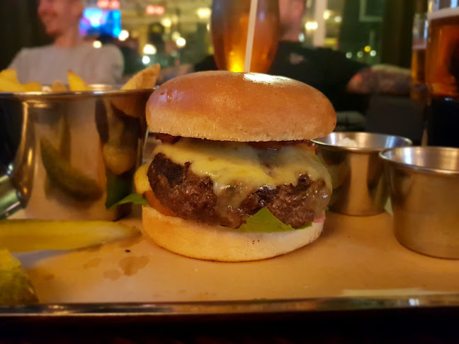 John Scott's Partille - Gastronomi och hotellverksamhet