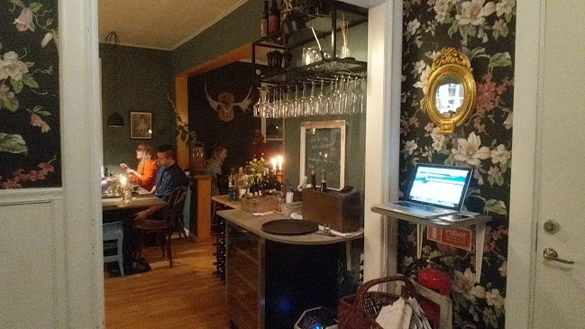 Pensionatet & KÖKET Pizza - Gastronomi och hotellverksamhet