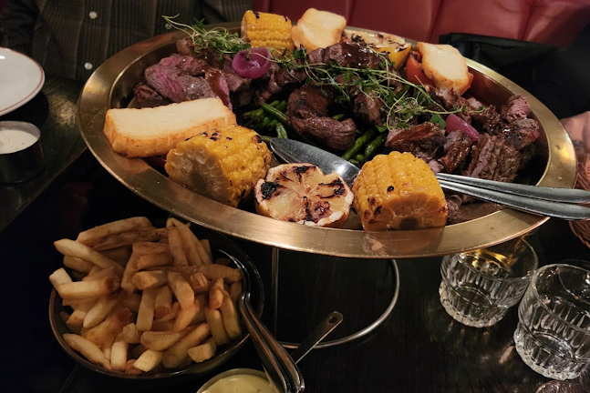 Opinii despre Kellys Bar Södermalm în Stockholm - Gastronomi och hotellverksamhet