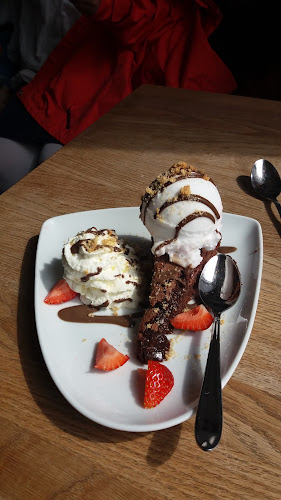 Comments and reviews of Café Gelato