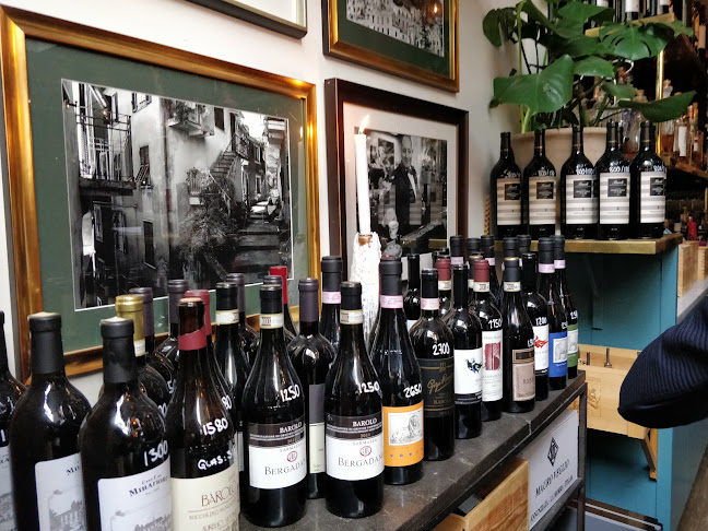 Opinii despre La Madrina în Stockholm - Gastronomi och hotellverksamhet