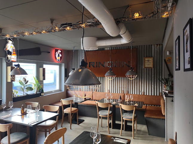 Comentarii opinii despre Två Feta Grisar