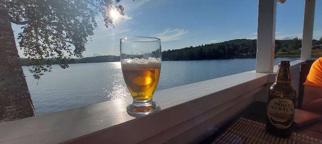 Opinii despre Snibbens Cafe och Restaurang în Ramvik - Gastronomi och hotellverksamhet