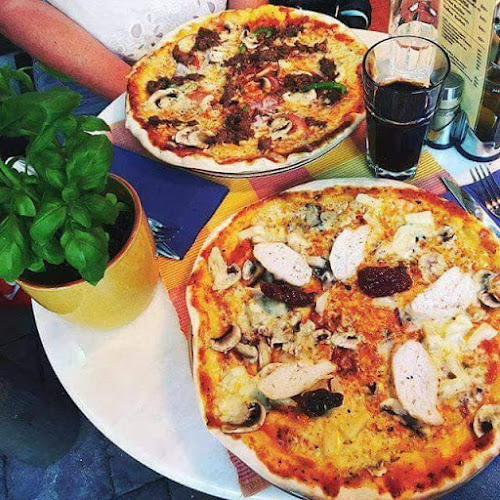 Opinii despre Cyrano Växjö în Växjö - Gastronomi och hotellverksamhet