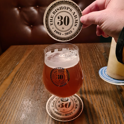 Opinii despre The Bishops Arms în Skövde - Gastronomi och hotellverksamhet