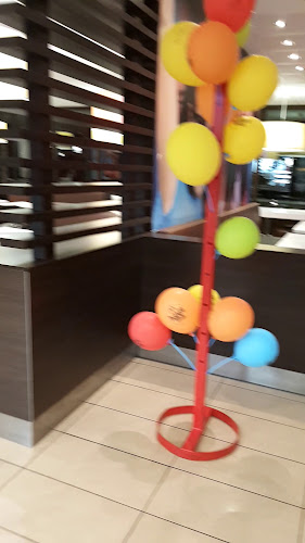 McDonald's, Örebro Västhaga - Gastronomi och hotellverksamhet