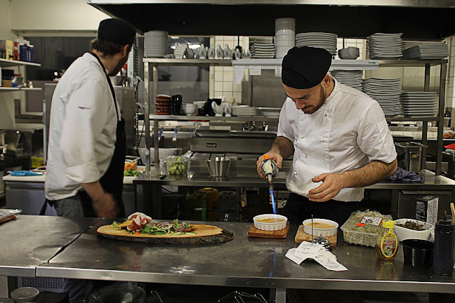 Bistro Serrano - Restaurang Mjölby - Gastronomi och hotellverksamhet