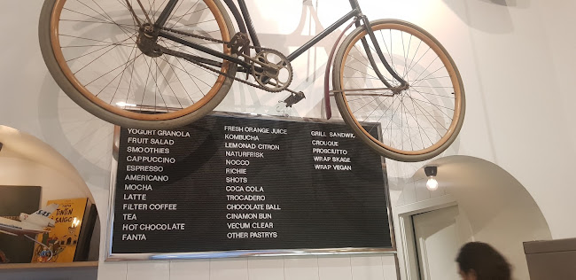 Opinii despre Caravan Cafe în Stockholm - Gastronomi och hotellverksamhet