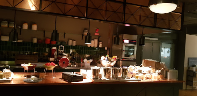 Eugeniavägen 6, 171 64 Solna