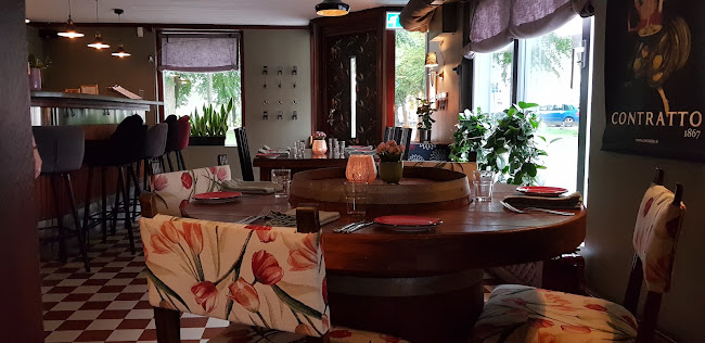 Skänningegatan 1, 592 32 Vadstena