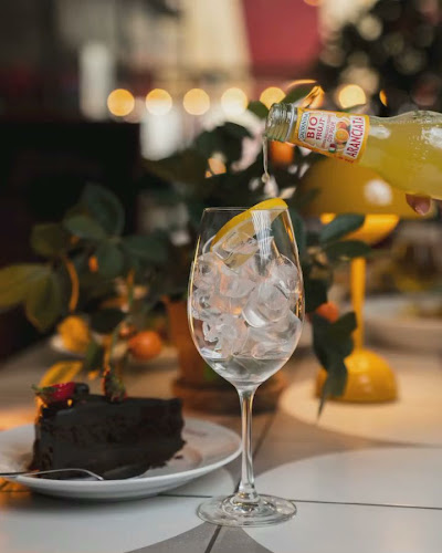 Café Ragazzi - Gastronomi och hotellverksamhet