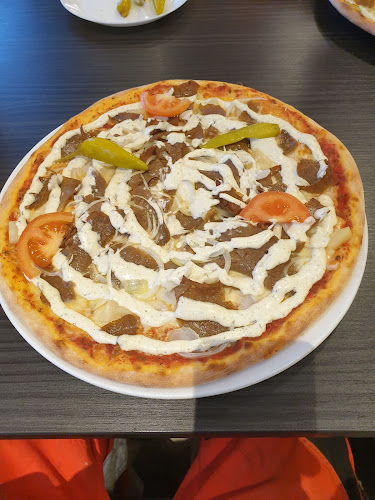 Opinii despre Al Paso restaurang och pizzeria, gatukök în Uddevalla - Gastronomi och hotellverksamhet