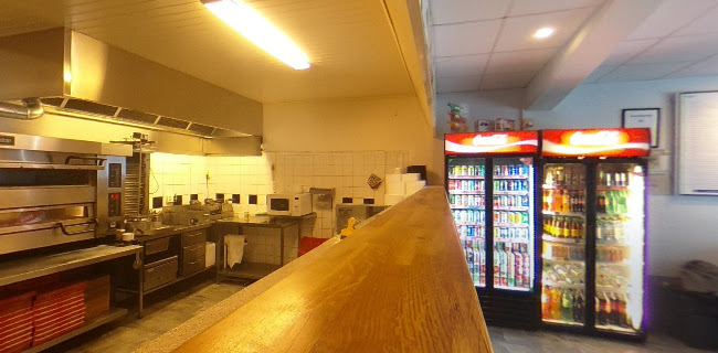 Opinii despre Staden Chili Pizzeria în Falköping - Gastronomi och hotellverksamhet