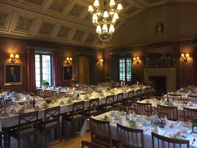 Opinii despre Forsbacka Wärdshus în Forsbacka - Gastronomi och hotellverksamhet