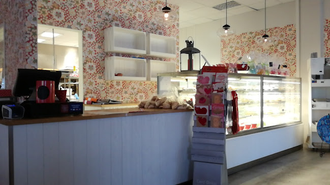 Cafe Oscar - Gastronomi och hotellverksamhet